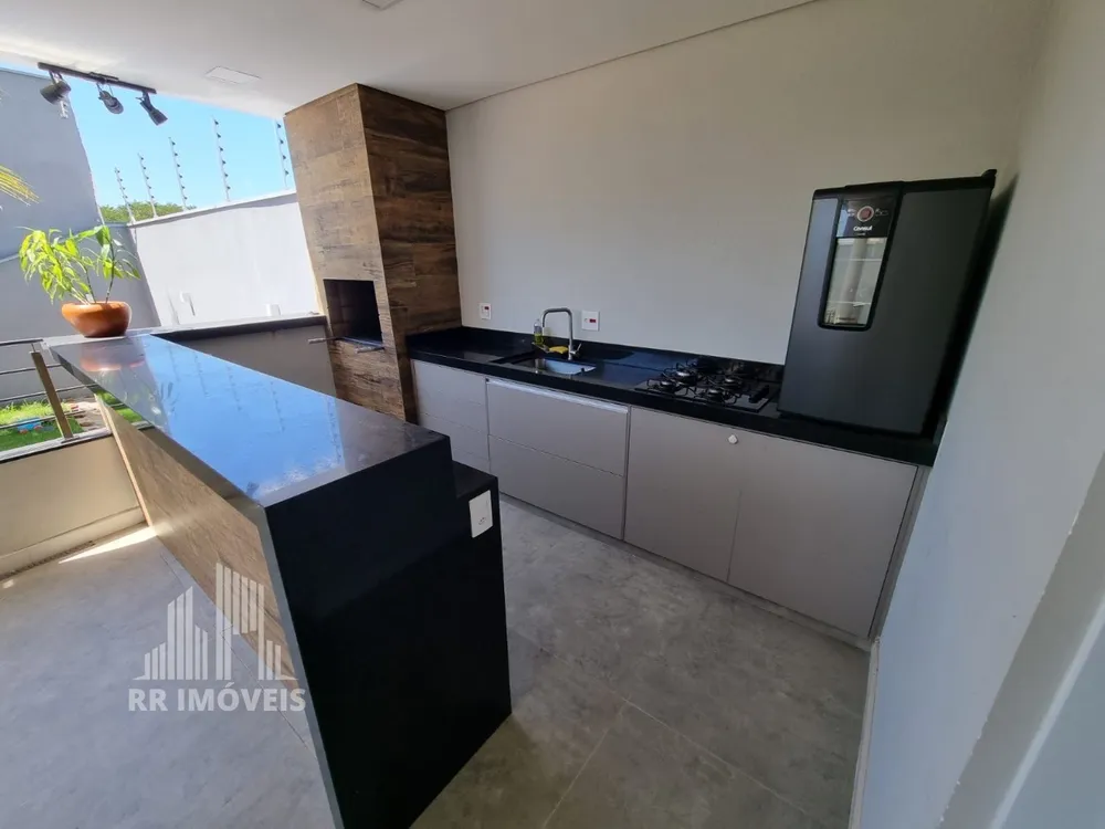 Casa, 3 quartos, 245 m² - Foto 2