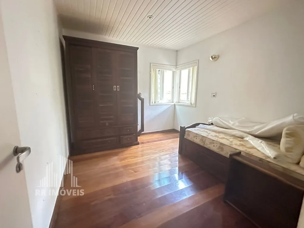 Casa, 3 quartos, 250 m² - Foto 9