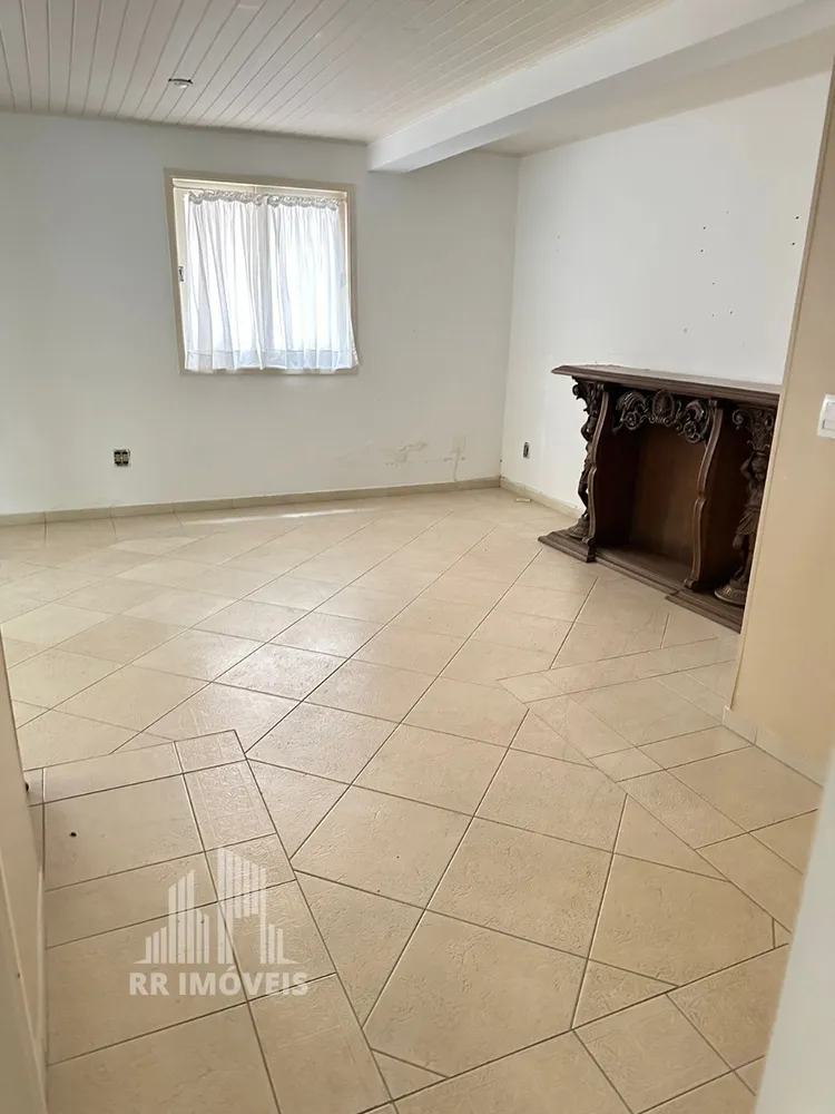 Casa, 3 quartos, 250 m² - Foto 4