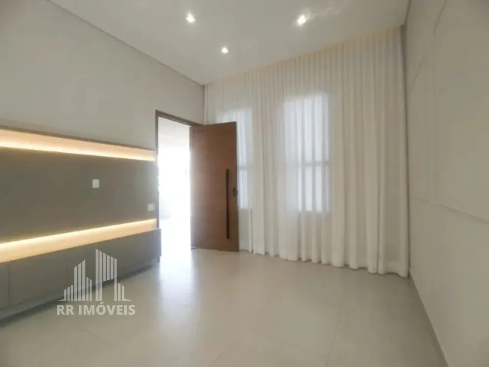 Casa, 3 quartos, 172 m² - Foto 1