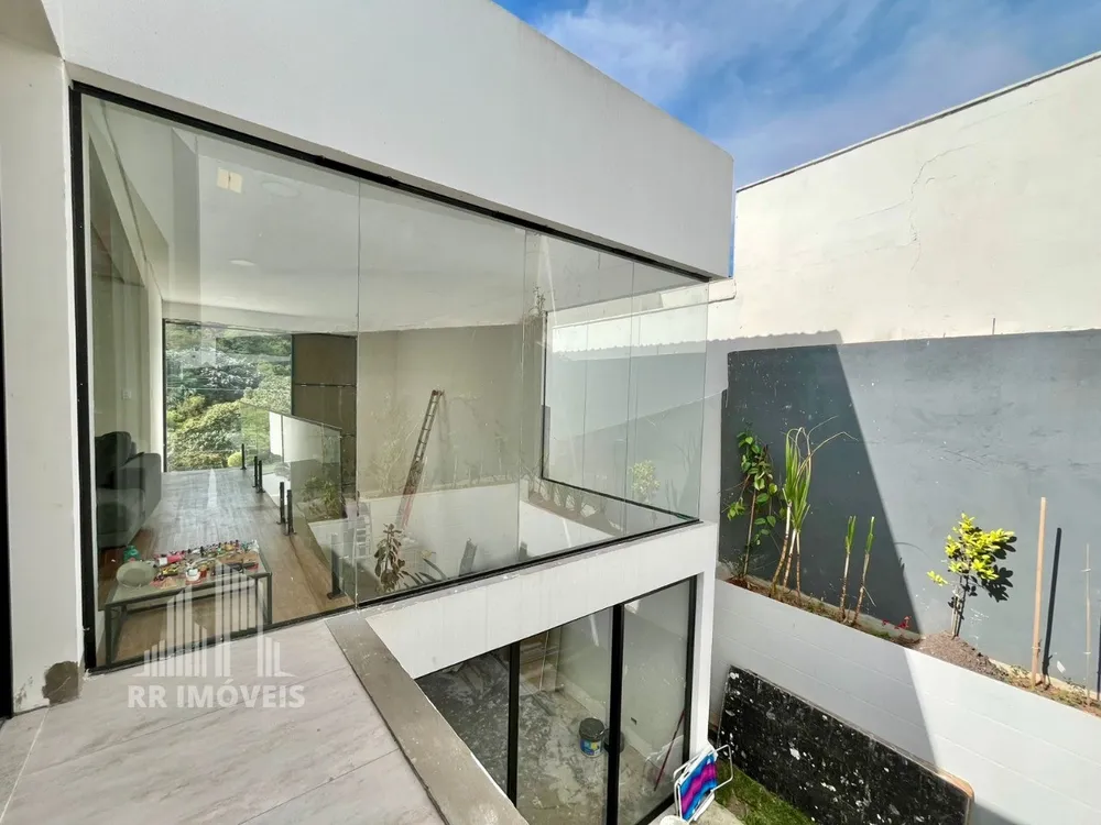 Casa, 3 quartos, 355 m² - Foto 1