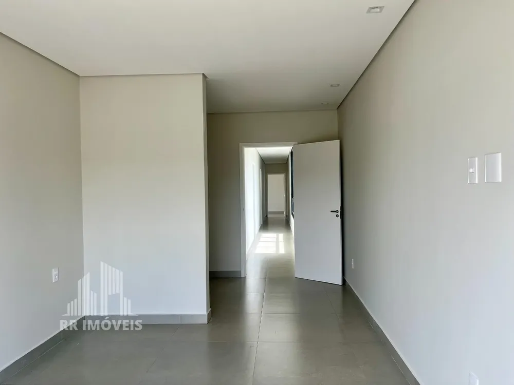 Casa, 4 quartos, 270 m² - Foto 7