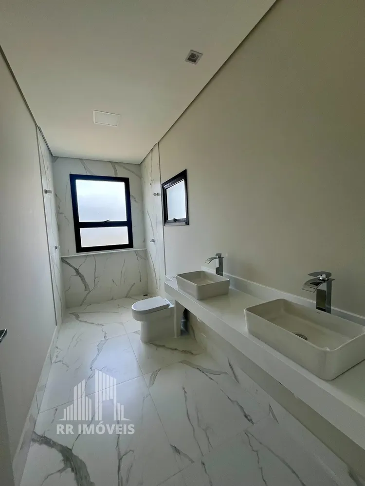 Casa, 4 quartos, 270 m² - Foto 9
