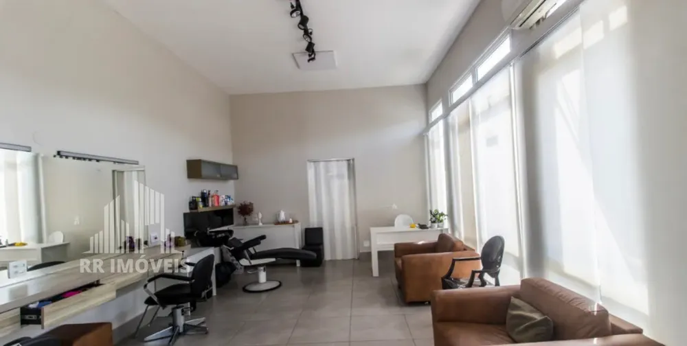 Casa, 4 quartos, 318 m² - Foto 2