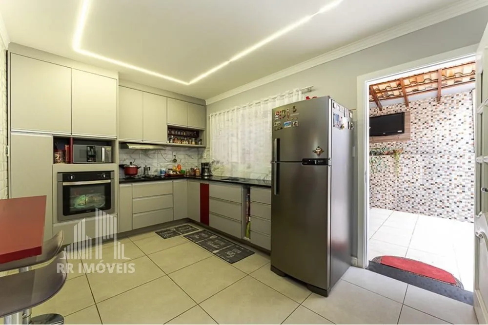 Casa, 3 quartos, 112 m² - Foto 2