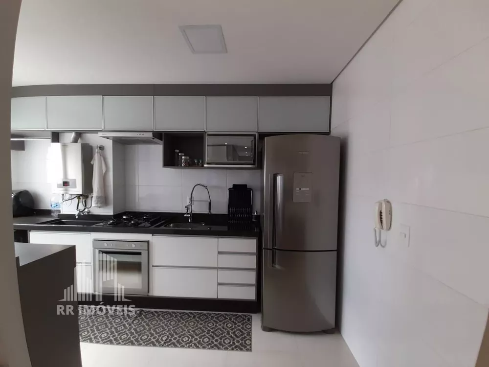 Apartamento à venda com 3 quartos, 66m² - Foto 3