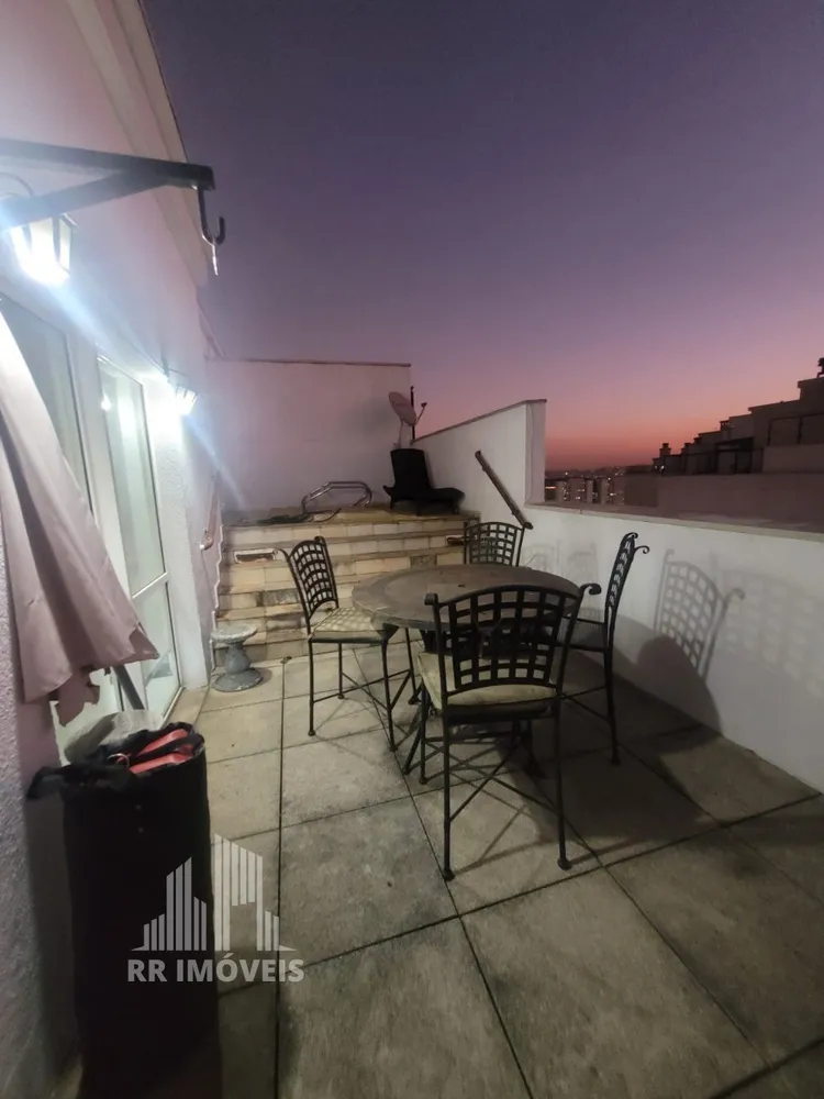 Apartamento, 3 quartos, 196 m² - Foto 2
