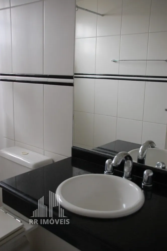 Casa, 3 quartos, 241 m² - Foto 1