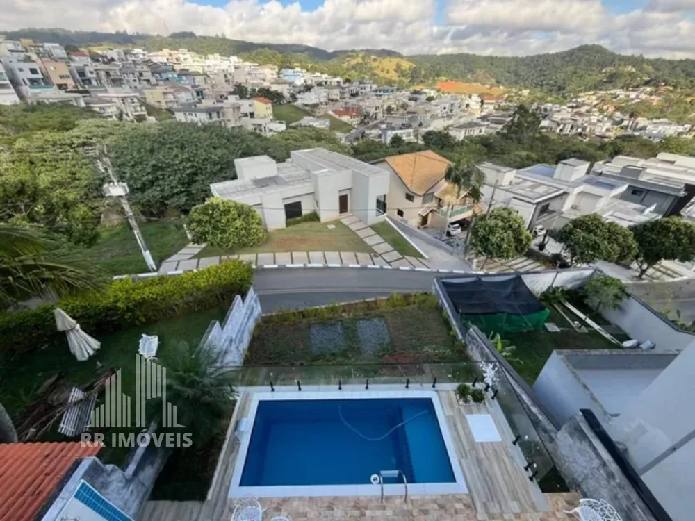 Casa, 3 quartos, 200 m² - Foto 1