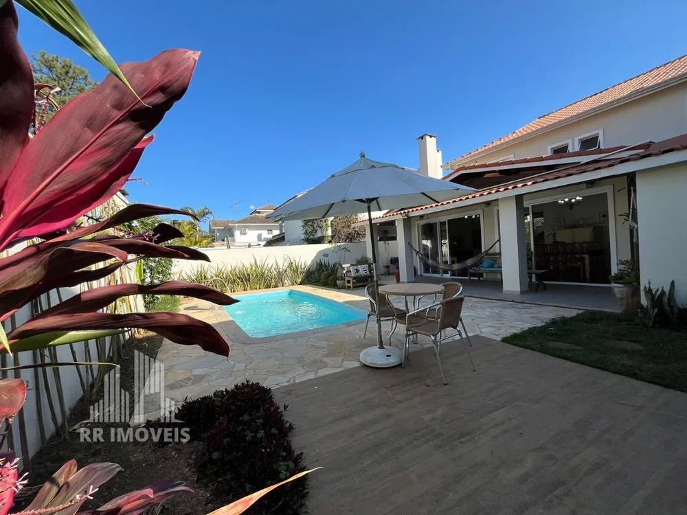 Casa, 4 quartos, 253 m² - Foto 9