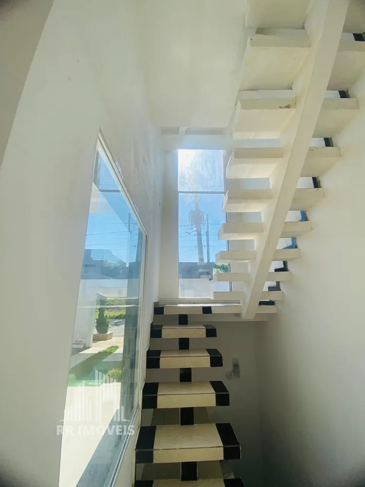 Casa, 3 quartos, 320 m² - Foto 1
