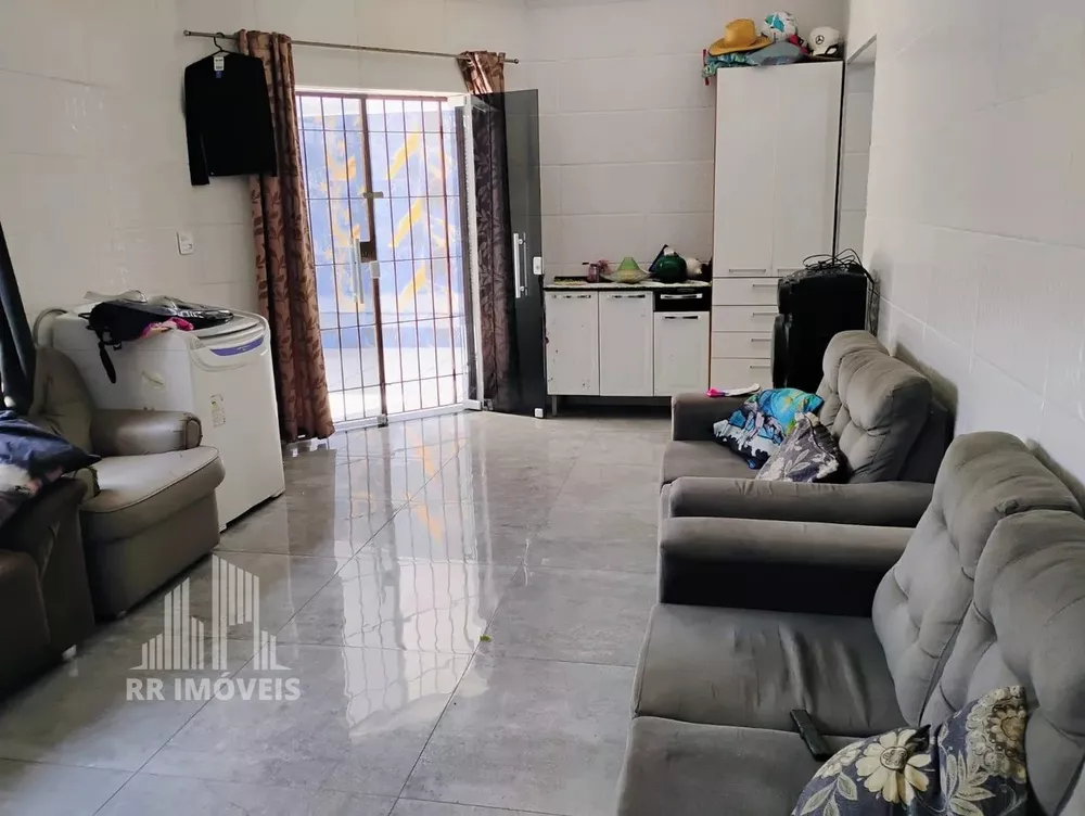 Casa à venda com 3 quartos, 270m² - Foto 2