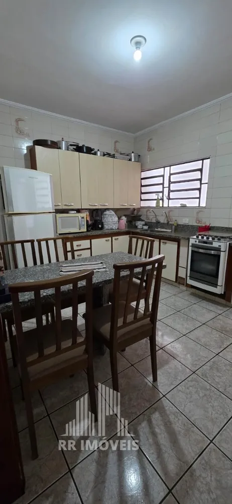Casa, 4 quartos, 160 m² - Foto 1