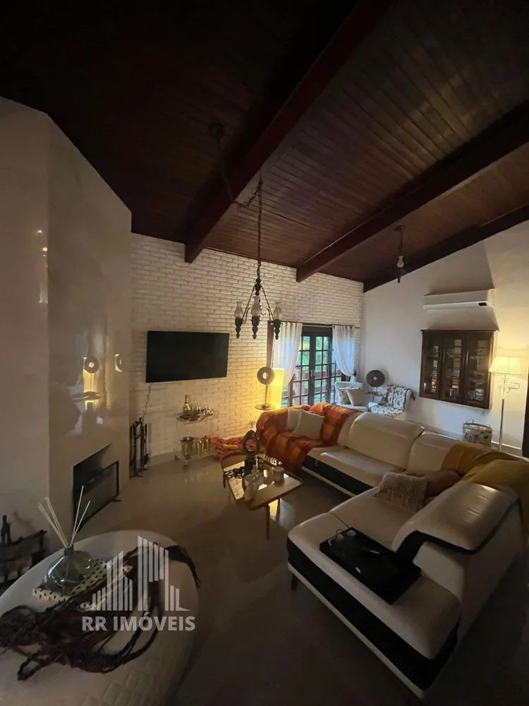 Casa, 5 quartos, 2800 m² - Foto 2