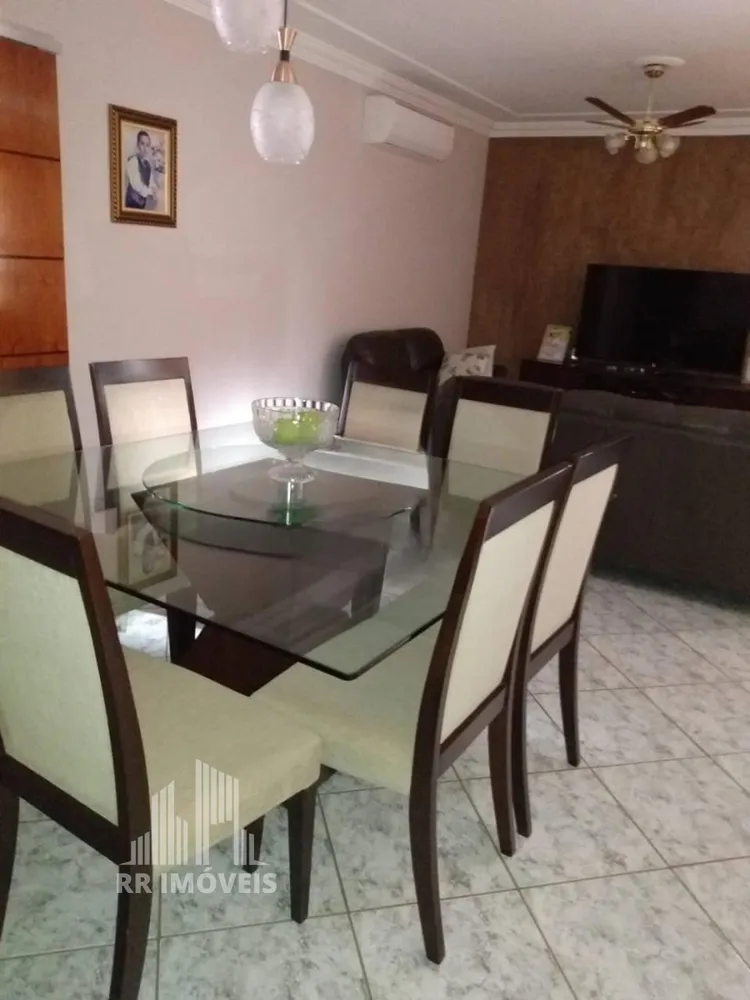 Casa, 3 quartos, 215 m² - Foto 5