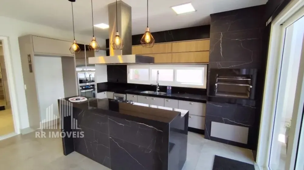Casa, 3 quartos, 322 m² - Foto 2