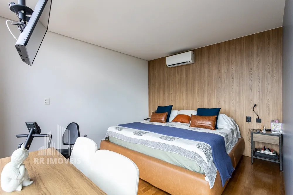 Casa, 4 quartos, 303 m² - Foto 1
