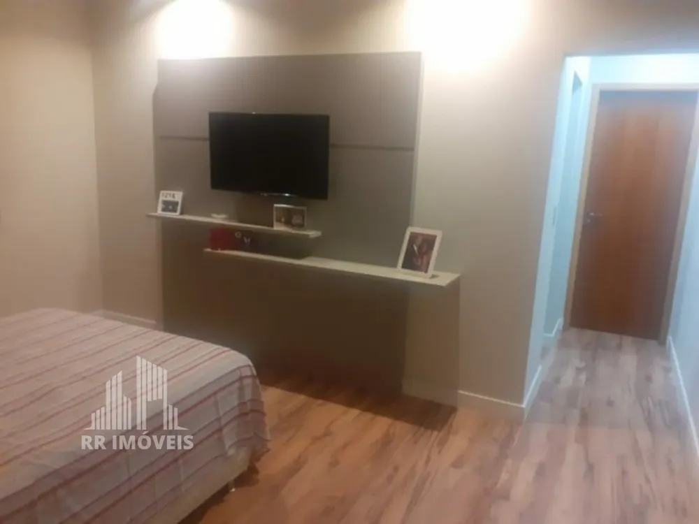 Casa, 3 quartos, 270 m² - Foto 9