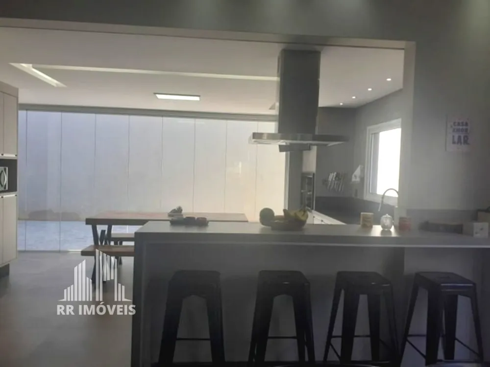 Casa, 3 quartos, 270 m² - Foto 3