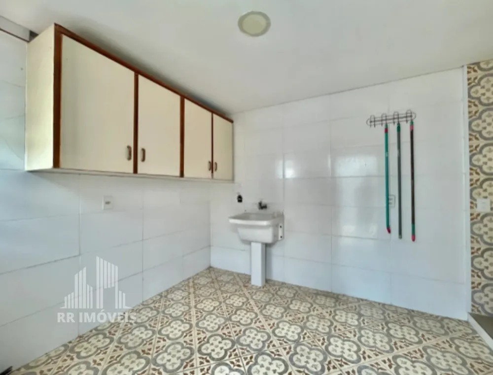 Casa, 4 quartos, 284 m² - Foto 2