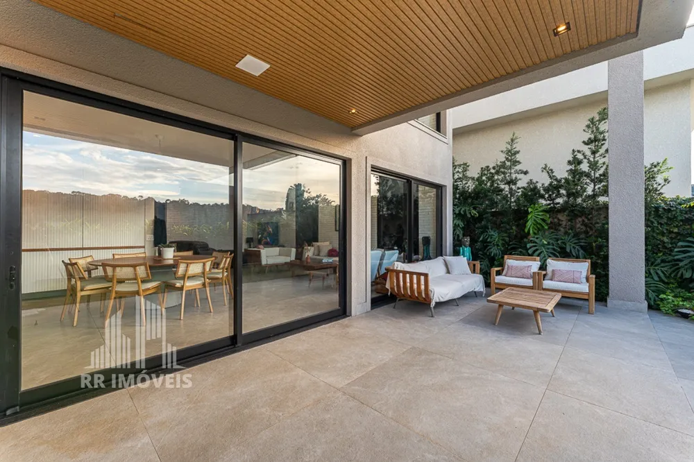 Casa, 4 quartos, 380 m² - Foto 1