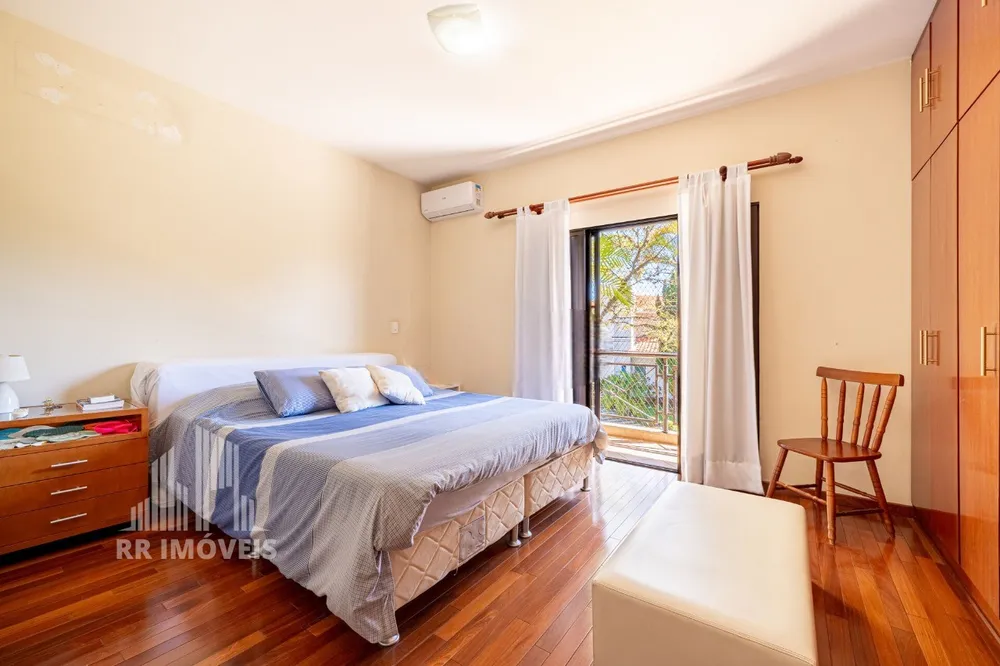 Casa, 4 quartos, 341 m² - Foto 1