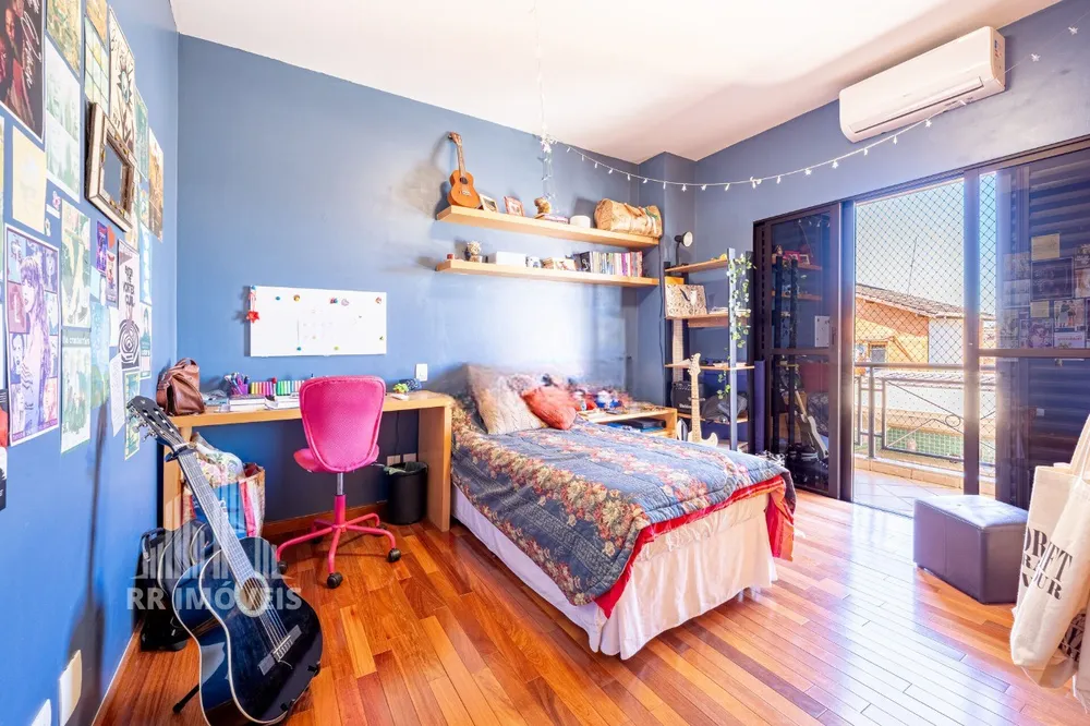 Casa, 4 quartos, 341 m² - Foto 2