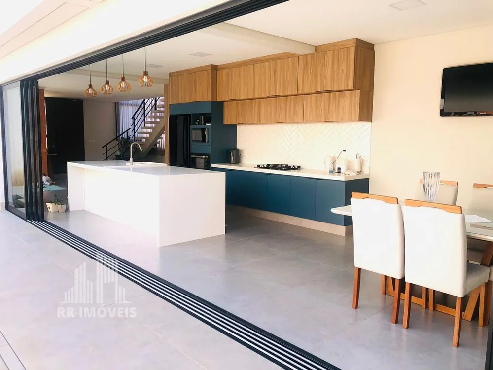 Casa, 3 quartos, 315 m² - Foto 2