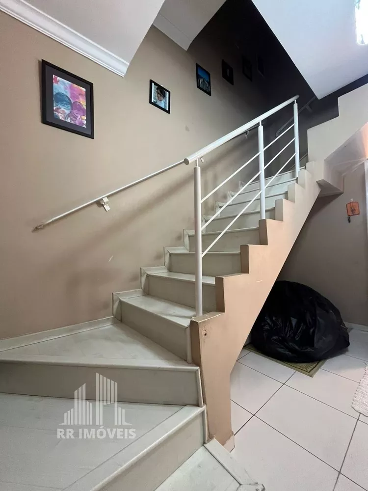 Casa à venda com 3 quartos, 102m² - Foto 4