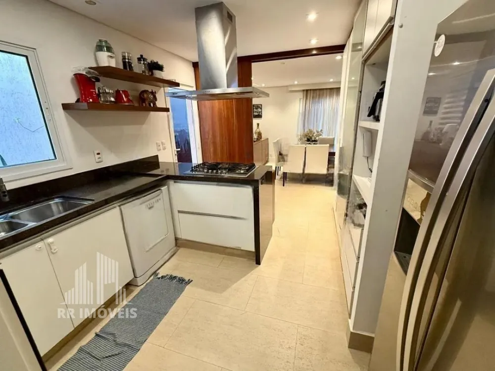 Casa, 3 quartos, 285 m² - Foto 8