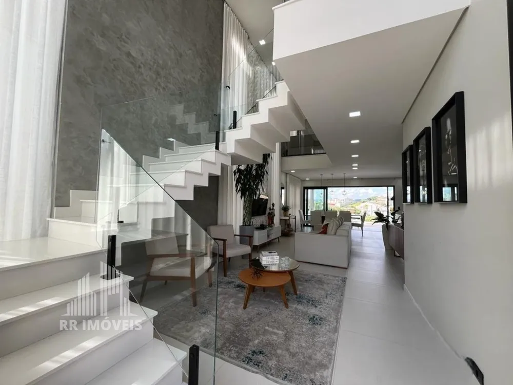 Casa, 3 quartos, 220 m² - Foto 4
