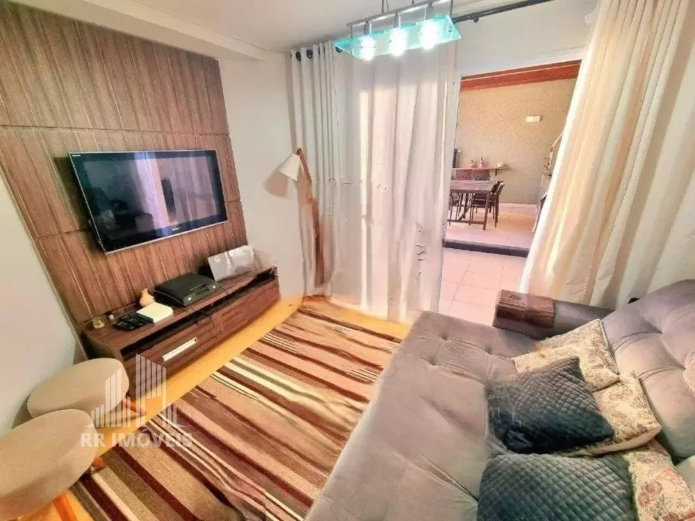 Casa à venda com 3 quartos, 180m² - Foto 4