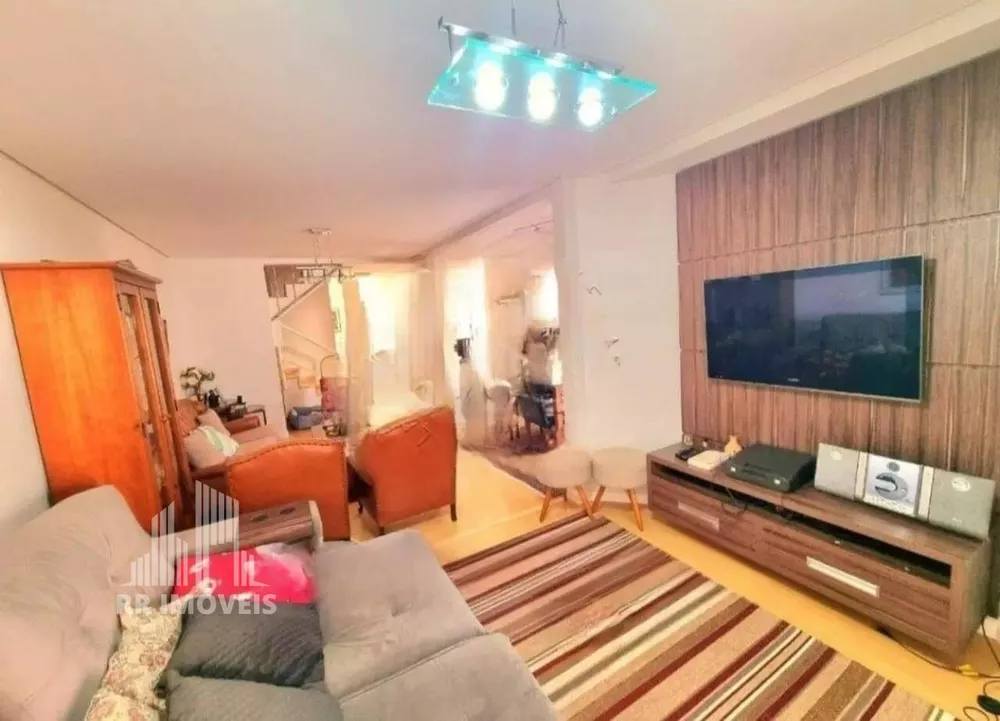 Casa à venda com 3 quartos, 180m² - Foto 1