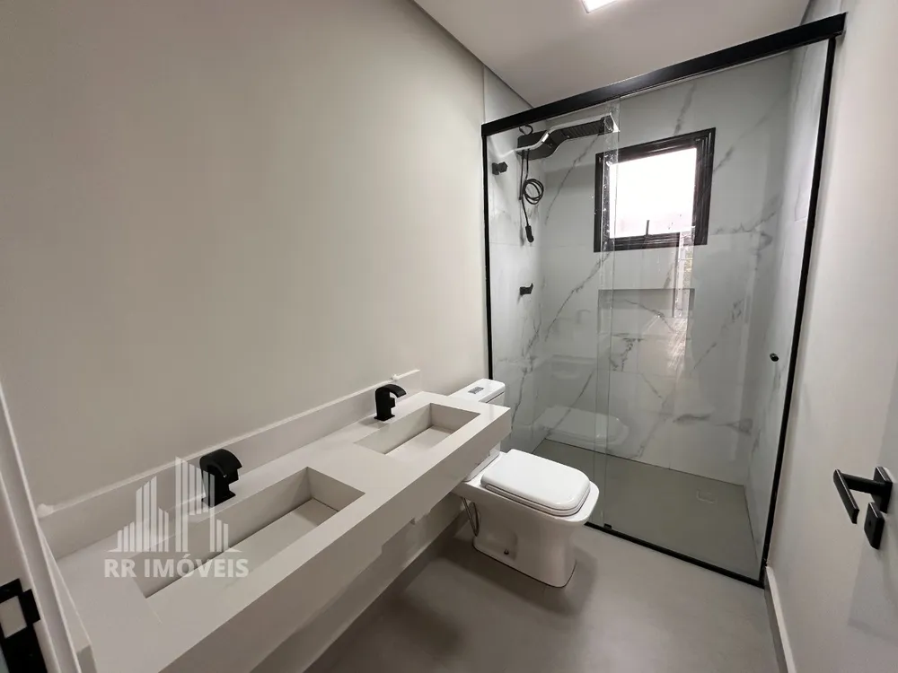 Casa, 3 quartos, 131 m² - Foto 1
