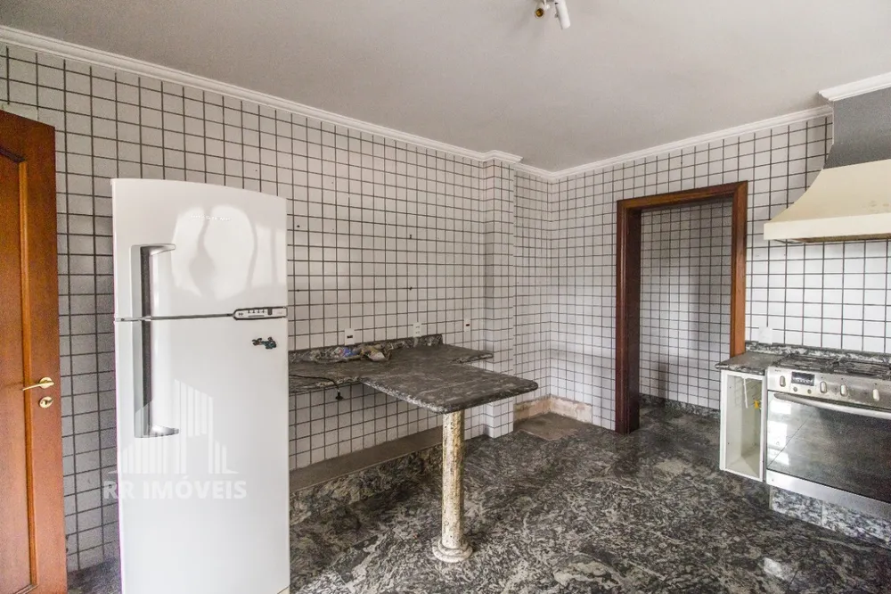 Casa, 4 quartos, 635 m² - Foto 2