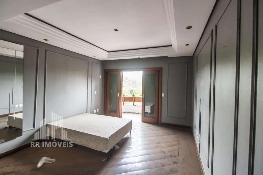 Casa, 4 quartos, 635 m² - Foto 3