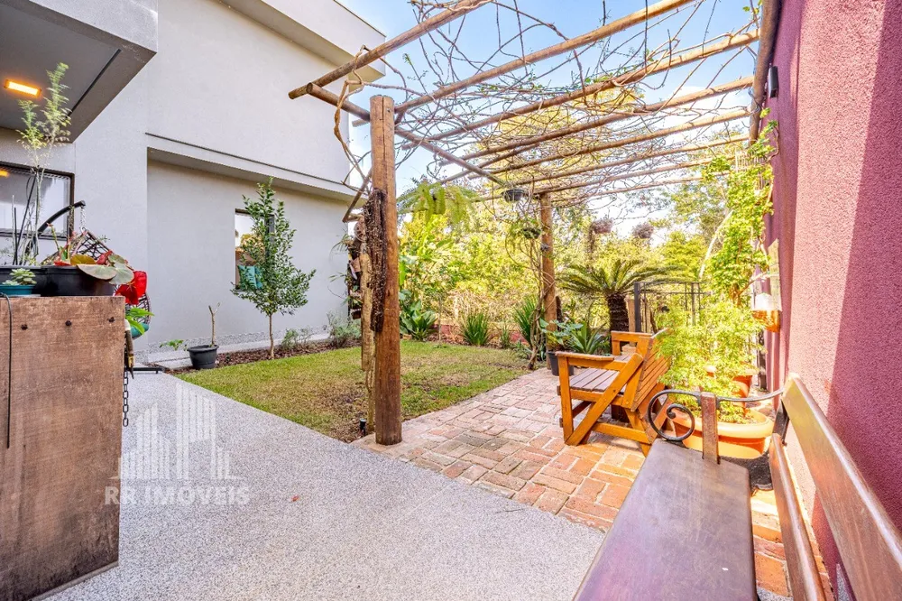 Casa, 5 quartos, 330 m² - Foto 2