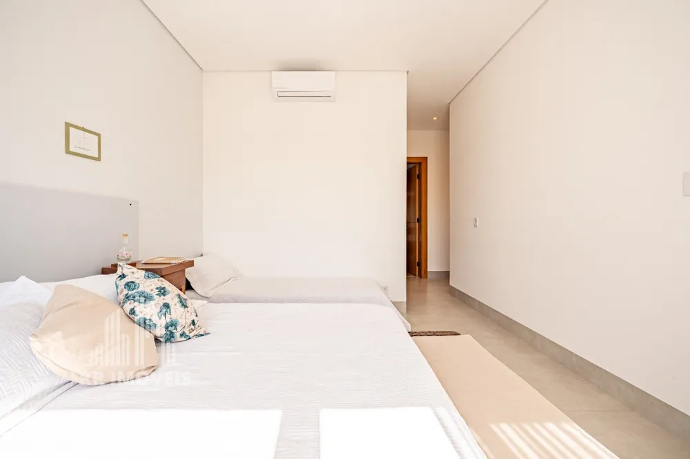 Casa, 5 quartos, 330 m² - Foto 4