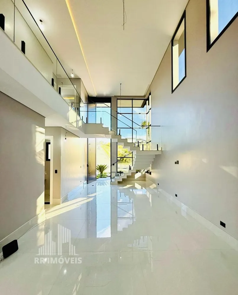 Casa, 4 quartos, 358 m² - Foto 1