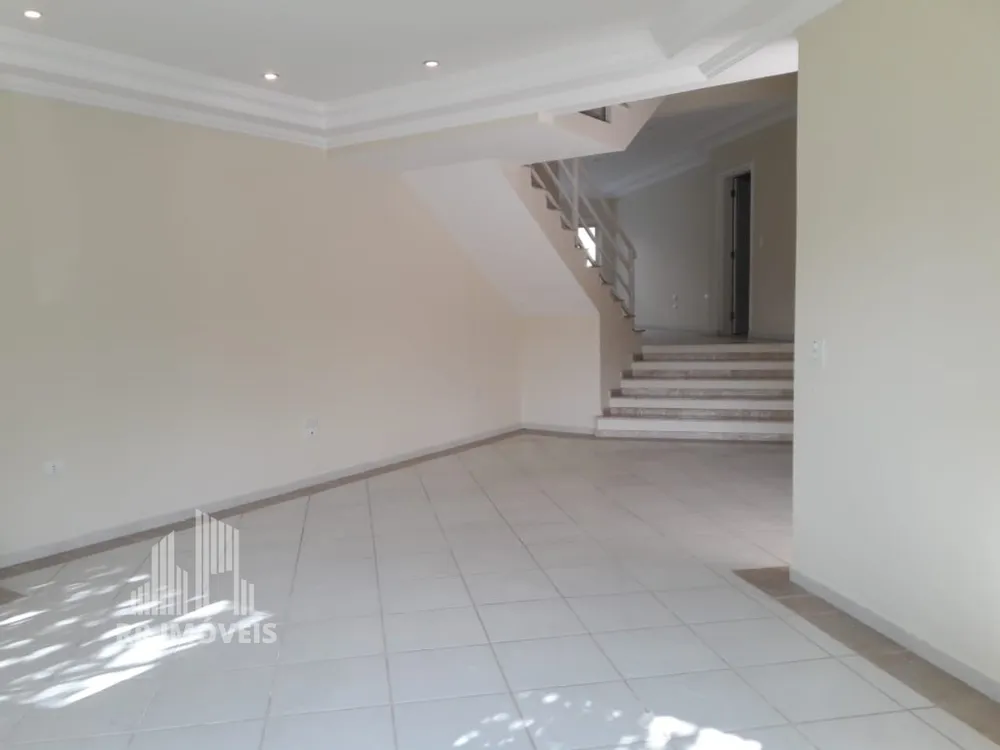 Casa, 4 quartos, 350 m² - Foto 4
