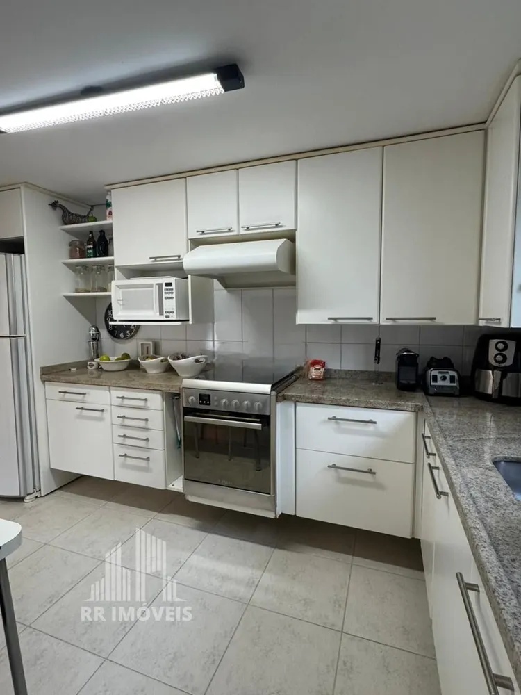 Casa, 4 quartos, 190 m² - Foto 1