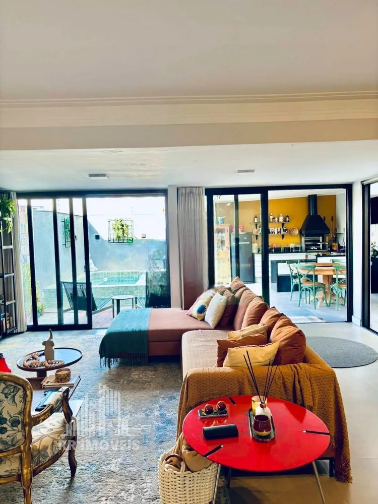 Casa, 3 quartos, 200 m² - Foto 1