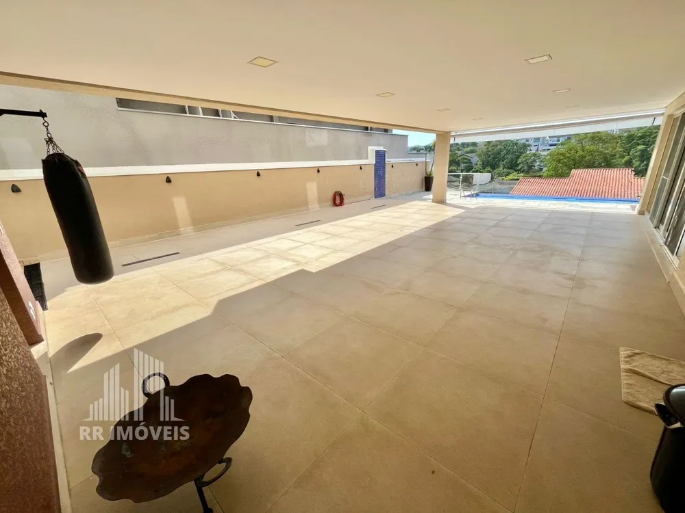 Casa, 4 quartos, 484 m² - Foto 1
