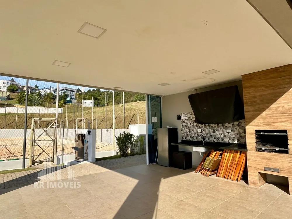 Casa, 3 quartos, 239 m² - Foto 1