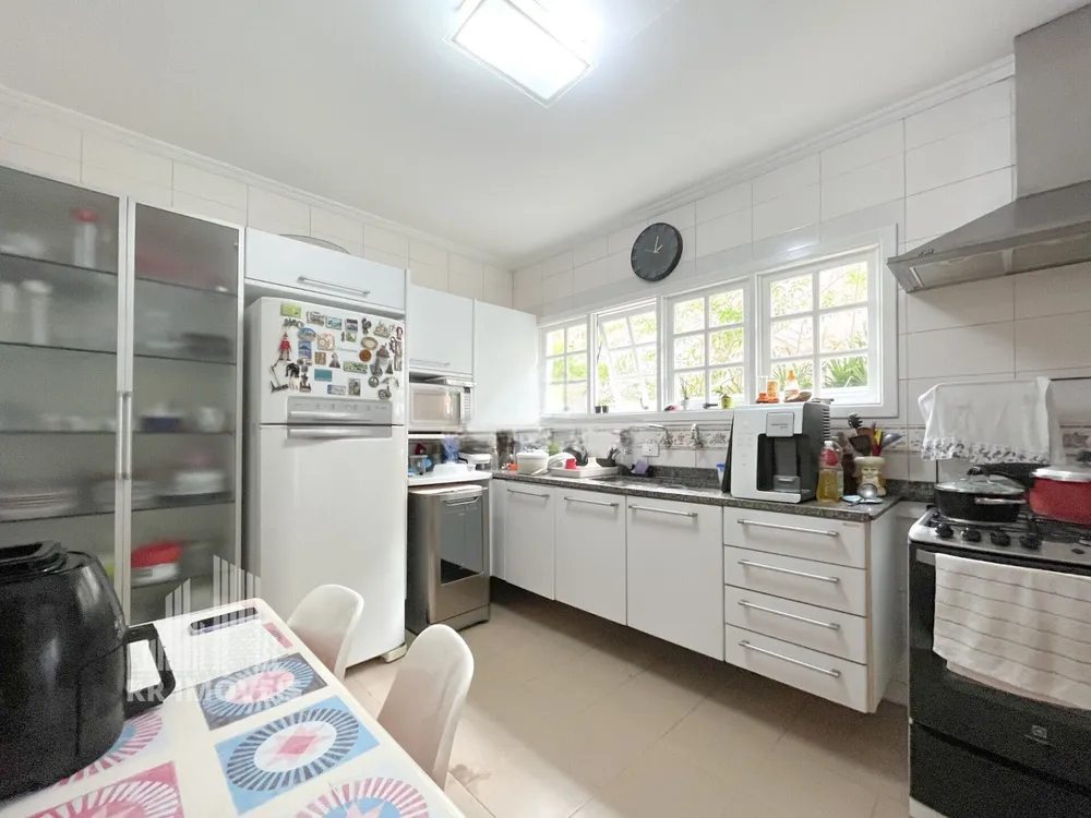 Casa, 4 quartos, 329 m² - Foto 2
