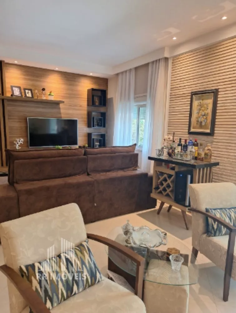 Apartamento à venda com 3 quartos, 160m² - Foto 2