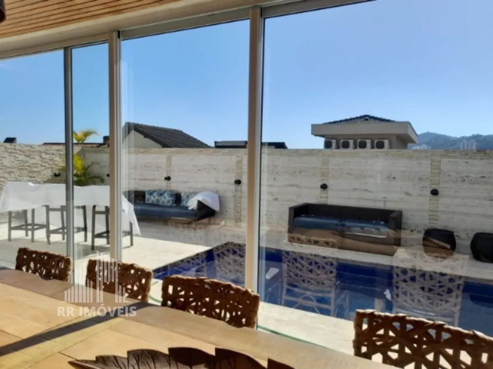 Casa, 4 quartos, 344 m² - Foto 1