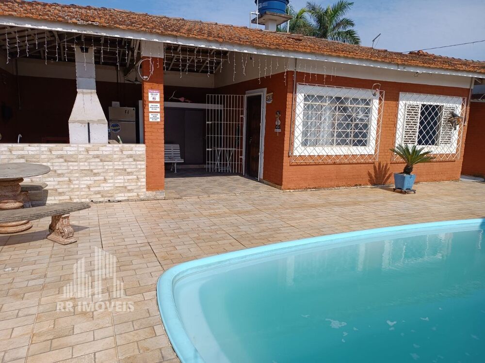 Casa à venda com 1 quarto, 100m² - Foto 1