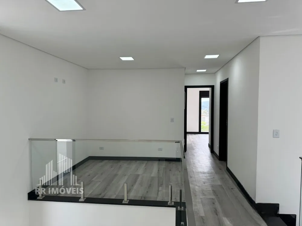 Casa, 3 quartos, 240 m² - Foto 3