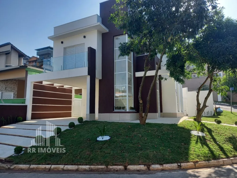 Casa à venda com 3 quartos, 210m² - Foto 3